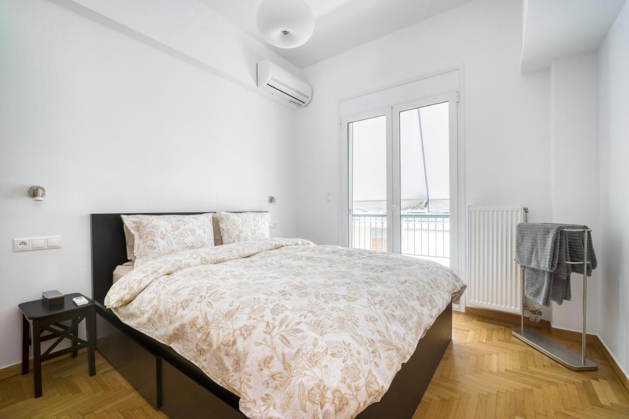 Stylish, Sunny New 2 Bedroom, Prime Central Афіни Екстер'єр фото