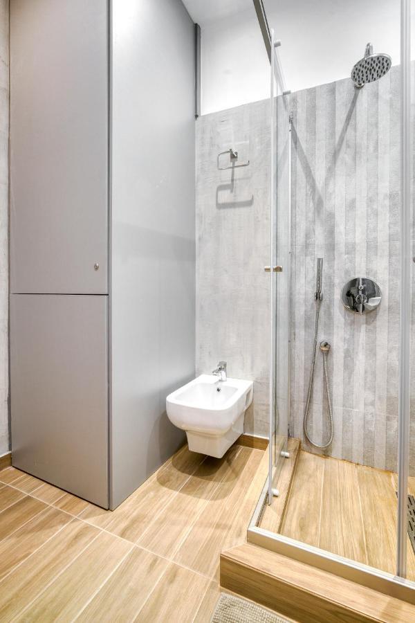 Stylish, Sunny New 2 Bedroom, Prime Central Афіни Екстер'єр фото